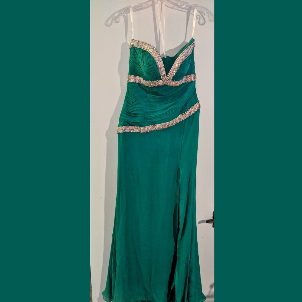 Emerald green formal prom dress, size 8 Jovani